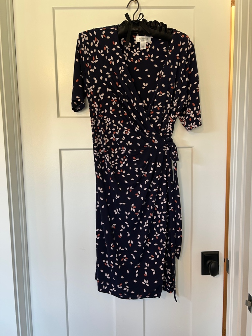 Motherhood maternity dress navy blue with accent petal print size medium wrap
